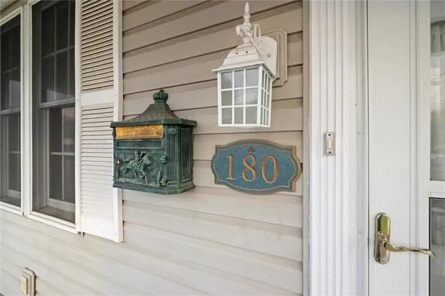 $225,000 | 180 Center Street, Springdale, PA 15144