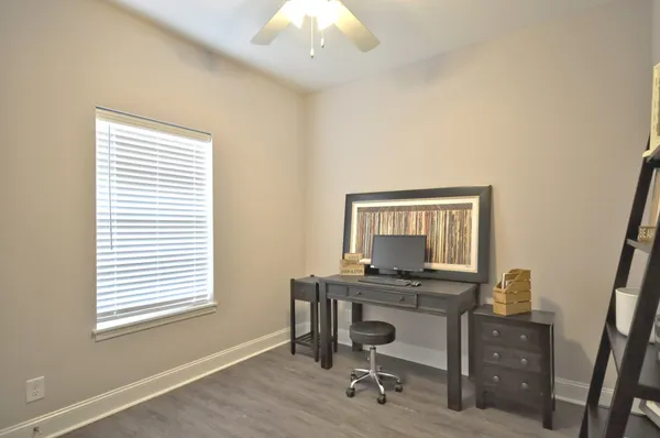 $1,370 | 176 Bainbridge Drive, Unit B, Clarksville, TN 37043