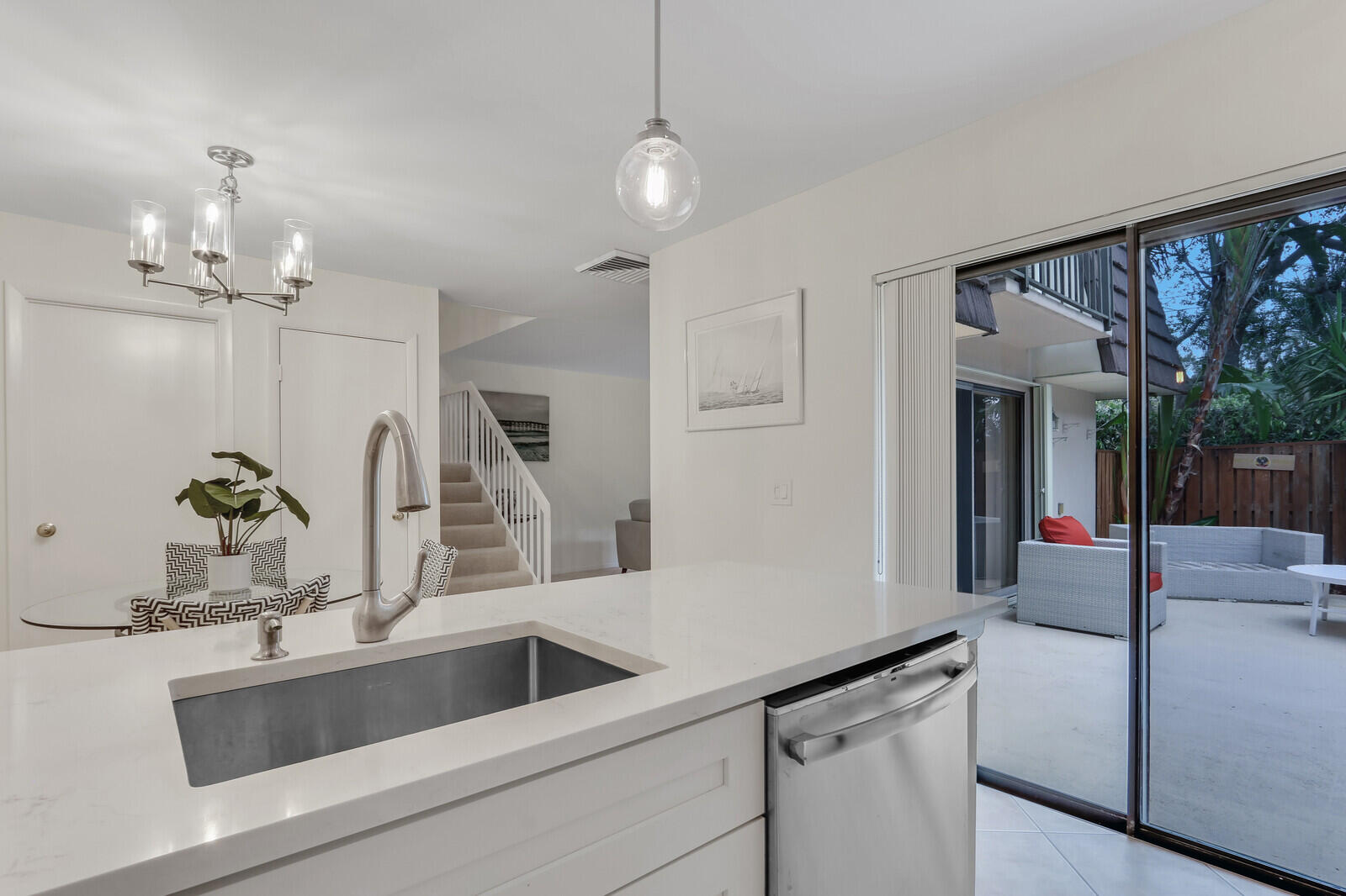 1138 11th Court Jupiter, FL 33477 - Photo 8 of 36 19_Image_19_mls