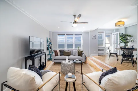 $675,000 | 522 Shore Road, Unit 6M, Long Beach, NY 11561