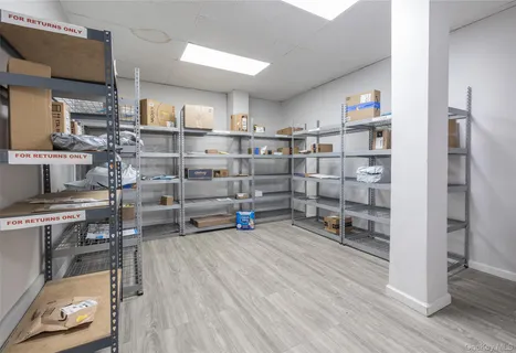 $675,000 | 522 Shore Road, Unit 6M, Long Beach, NY 11561