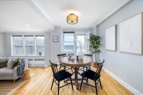 $675,000 | 522 Shore Road, Unit 6M, Long Beach, NY 11561