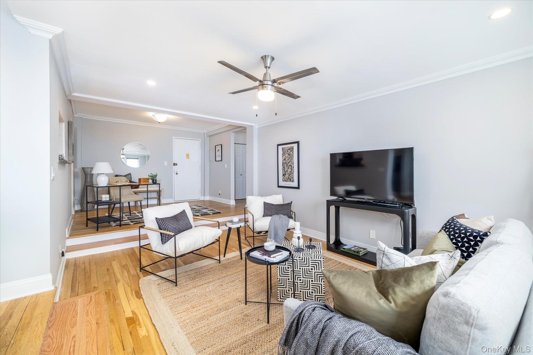 522 Shore Road, Unit 6M Long Beach, NY 11561 - Photo 9 of 28 Living area featuring featuring hardwood floors