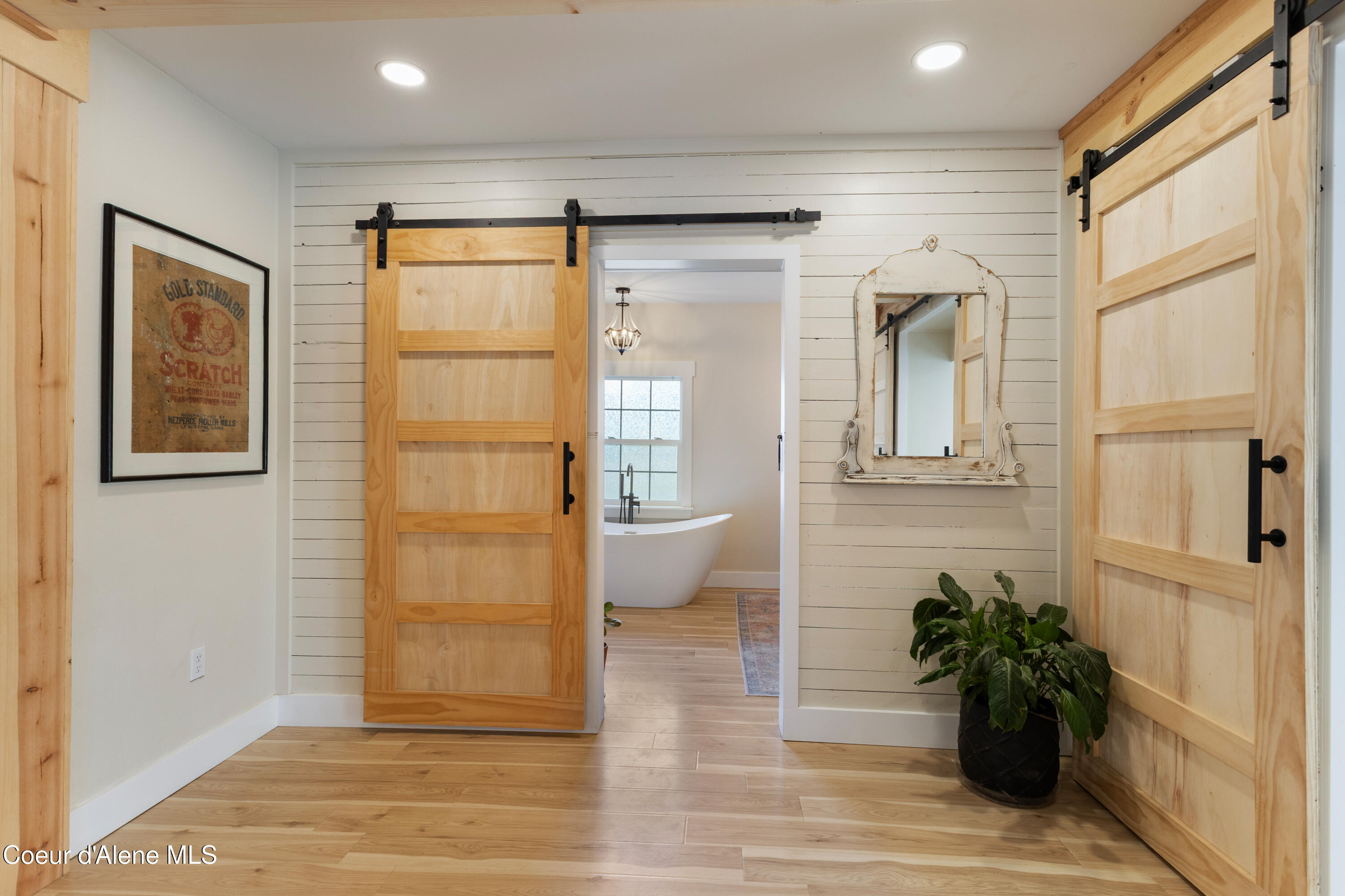 87 Rock Road Sandpoint, ID 83864 - Photo 18 of 56 Main Level Bathroom