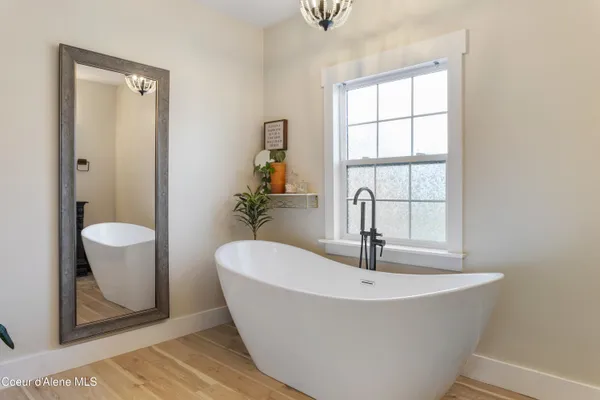 $650,000 | 87 Rock Road, Sandpoint, ID 83864