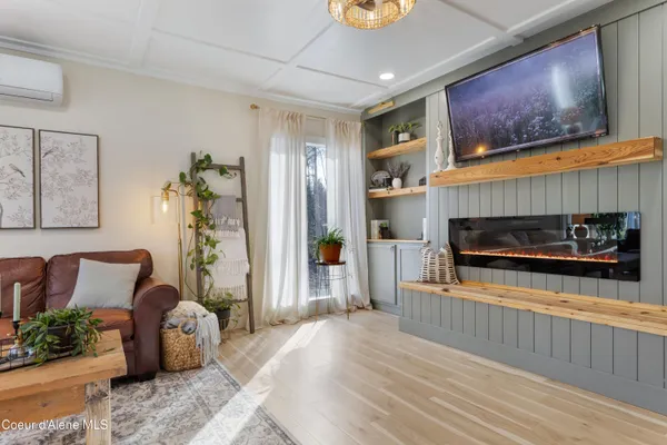 $650,000 | 87 Rock Road, Sandpoint, ID 83864