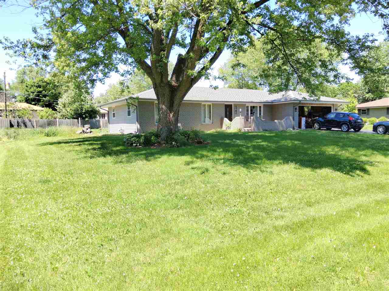 5792 Dover Road Rockford, IL 61109 - Photo 1 of 40 Gallery Image 1