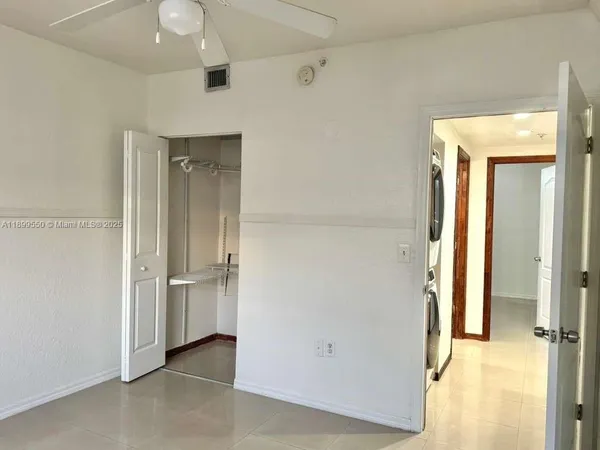$2,300 | 420 East 1st Avenue, Unit B204, Hialeah, FL 33010