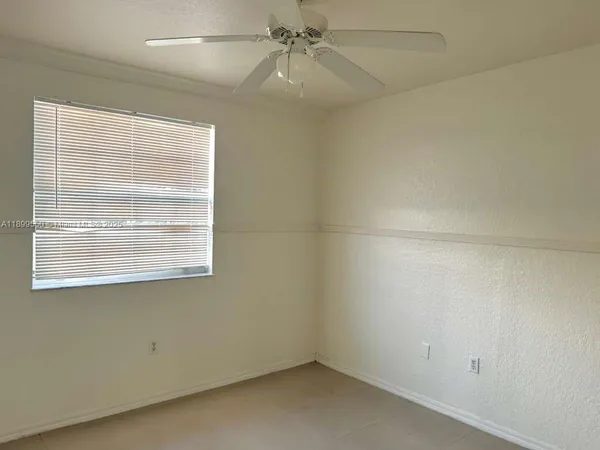 $2,300 | 420 East 1st Avenue, Unit B204, Hialeah, FL 33010