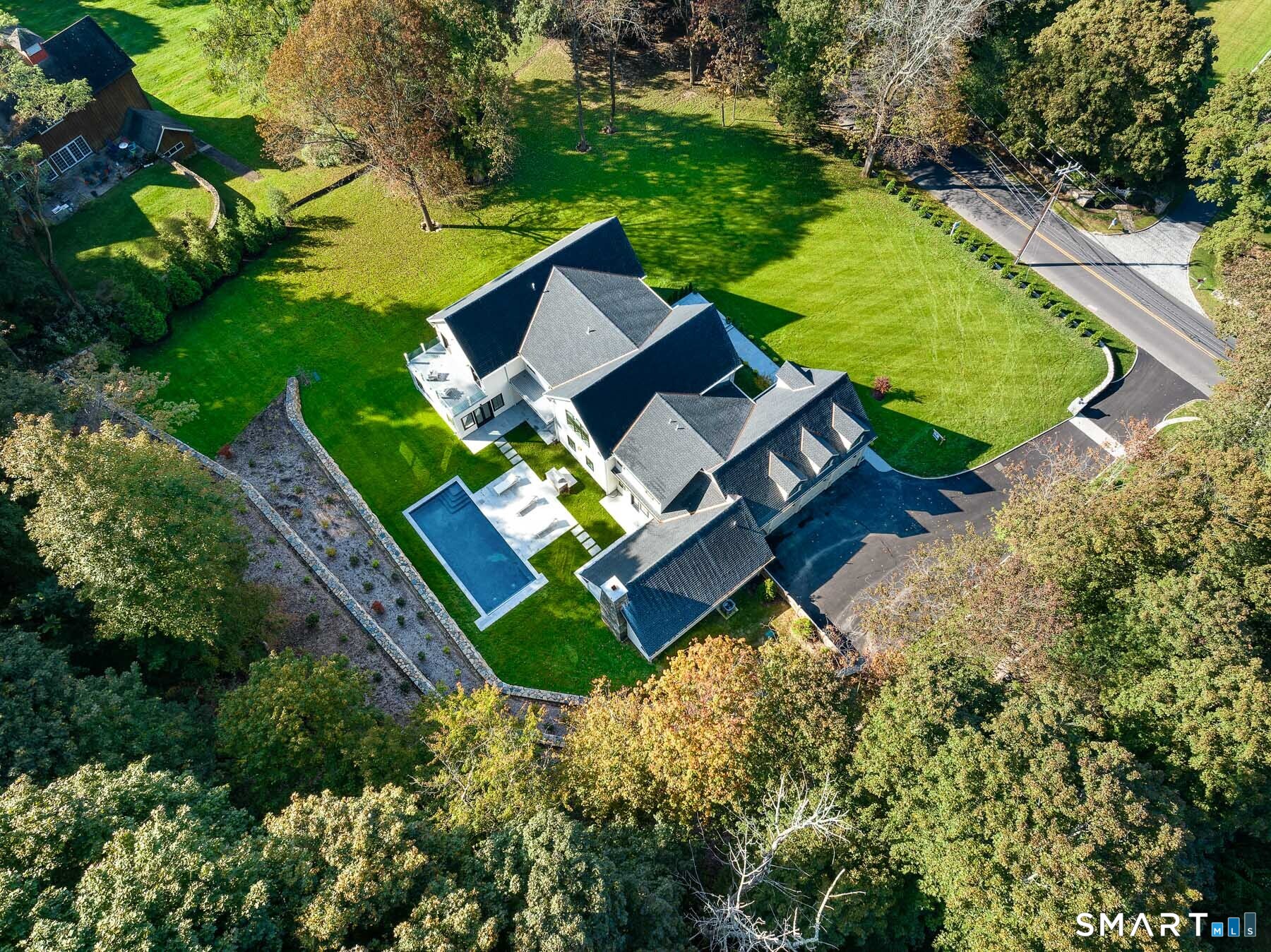 460 Middlesex Road Darien, CT 06820 - Photo 30 of 30 Gallery Image 30