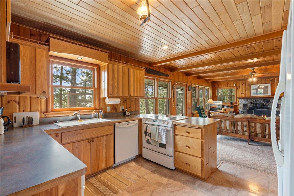 27965 County 7 Park Rapids, MN 56470 - Photo 17 of 57