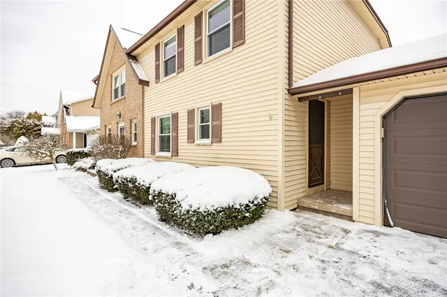 $2,500 | 16 Sanders Farm Drive, Penfield, NY 14526