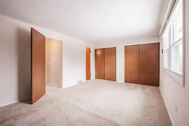 $2,500 | 16 Sanders Farm Drive, Penfield, NY 14526