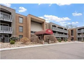 $162,500 | 2800 Hamline Avenue North, Unit 248, Roseville, MN 55113
