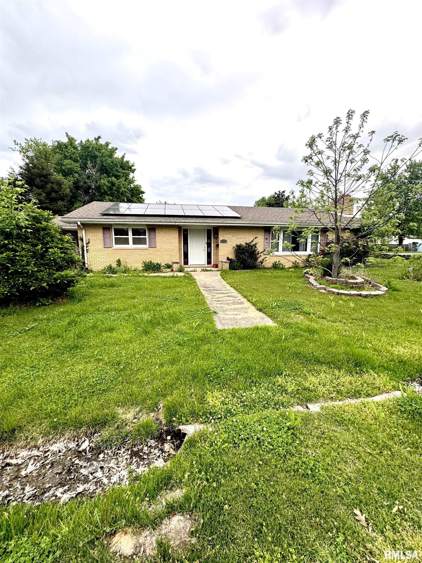 1001 West 6th Street West Frankfort, IL 62896 - Photo 1 of 13