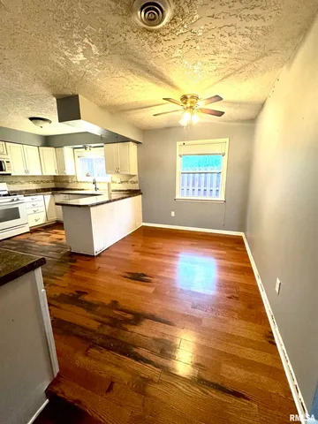 $70,000 | 1001 West 6th Street, West Frankfort, IL 62896