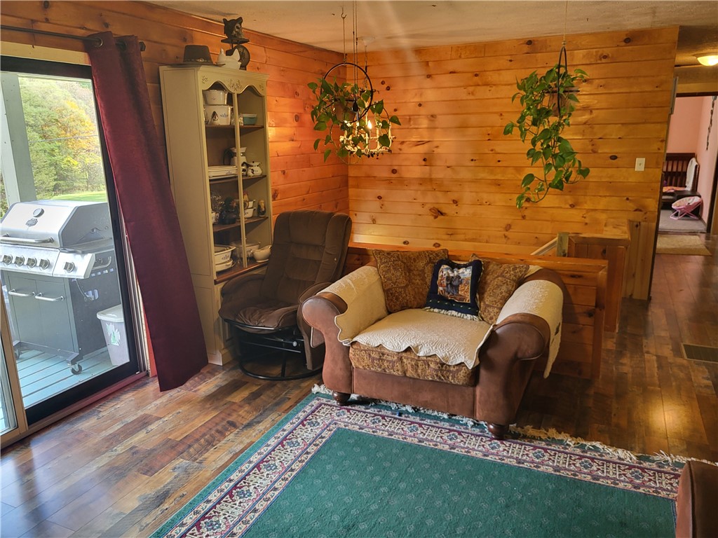 5691 Buck Settlement Road Bath, NY 14810 - Photo 10 of 34