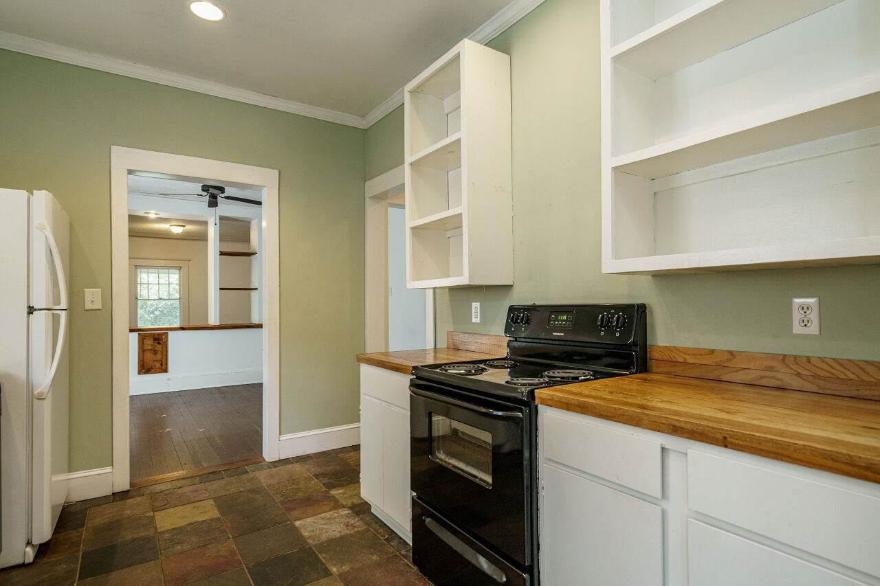 105 East Whitaker Mill Road Raleigh, NC 27608 - Photo 11 of 21 Photo 11