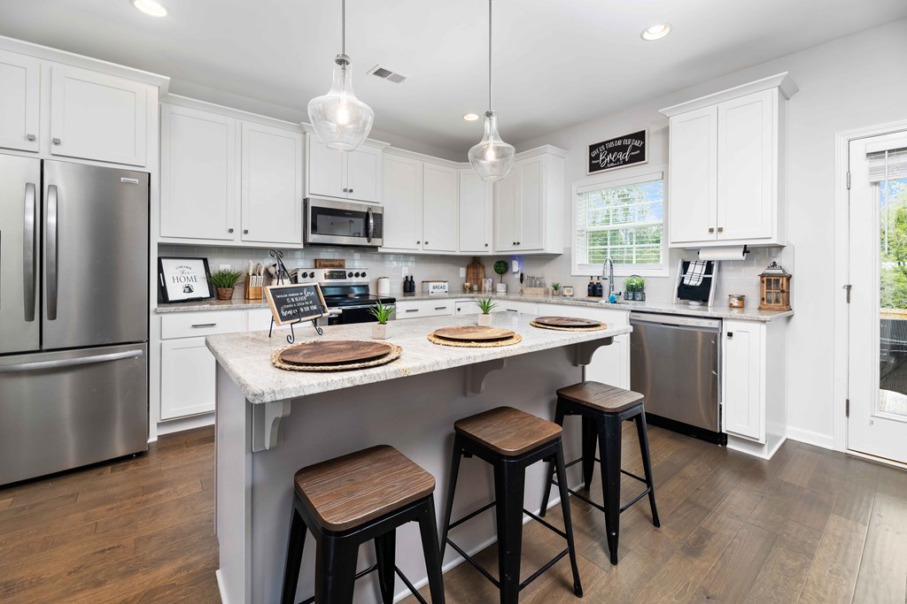 2071 Blue Beak Bend Opelika, AL 36804 - Photo 8 of 40