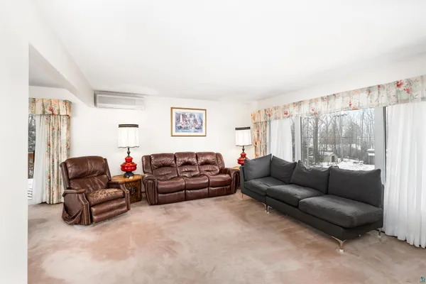 $349,900 | 601 Glenwood Street, Duluth, MN 55803