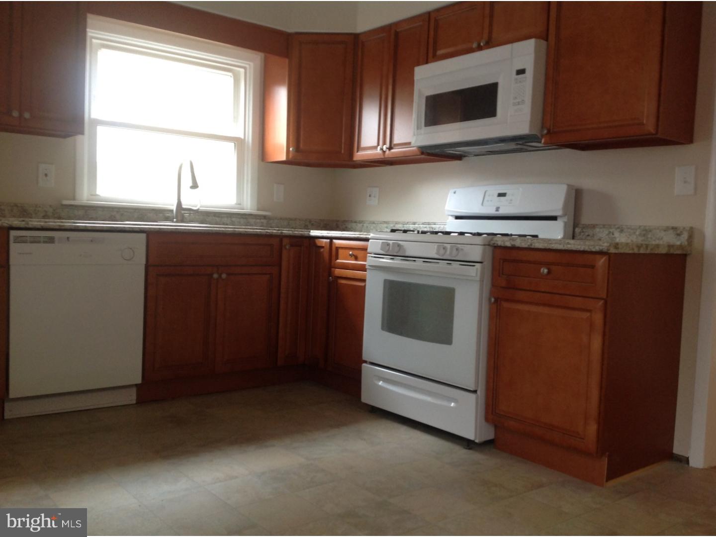 327 East County Line Road Ardmore, PA 19003 - Photo 5 of 24 Kitchen