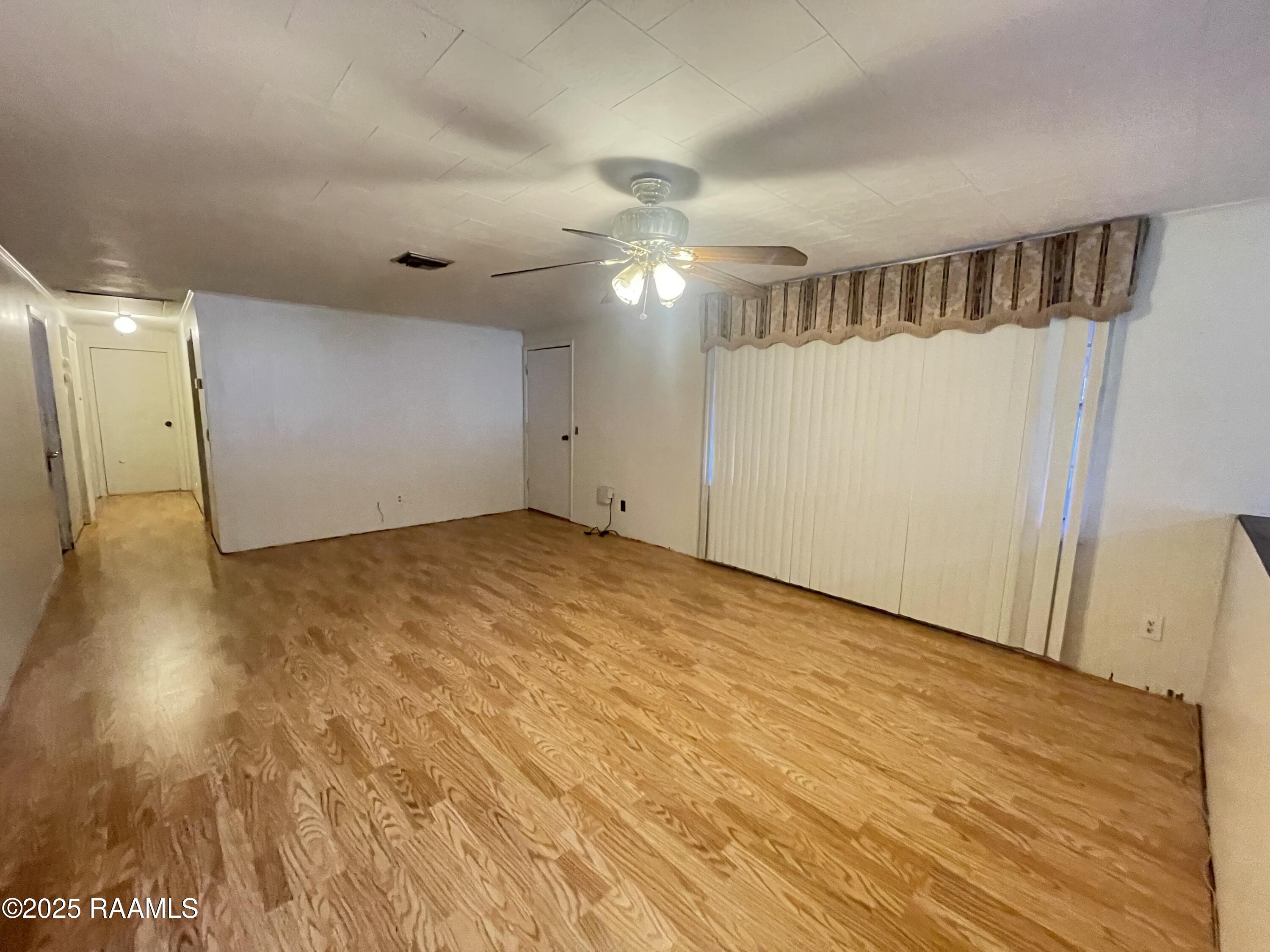 1109 Guidry Avenue Kaplan, LA 70548 - Photo 3 of 15 1109 N Guidry