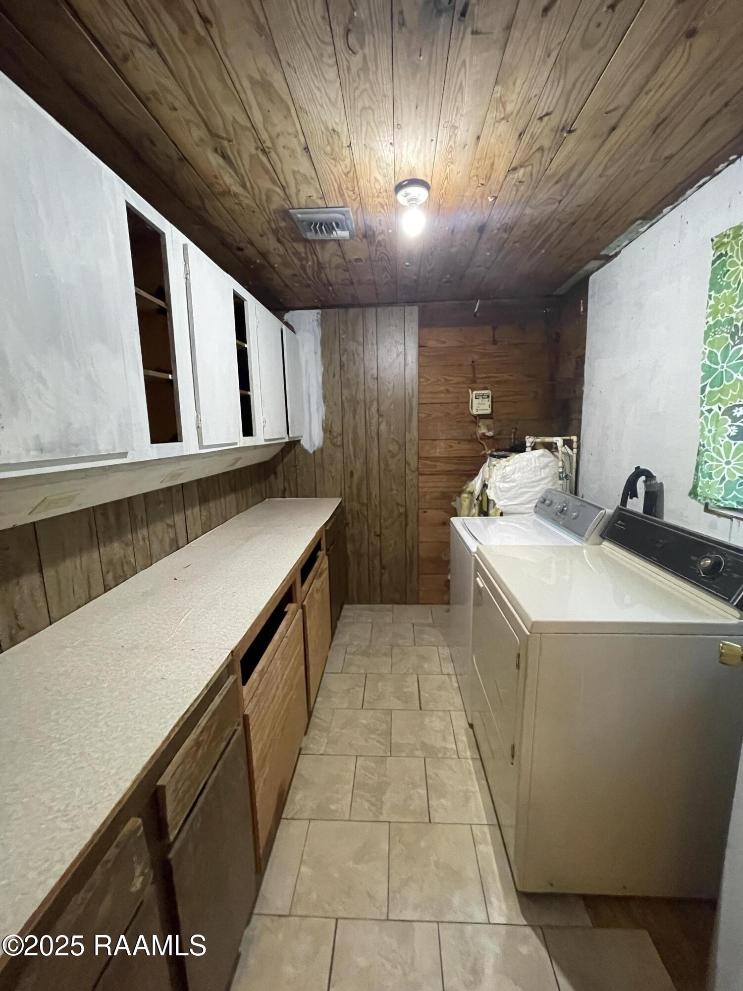 1109 Guidry Avenue Kaplan, LA 70548 - Photo 9 of 15 1109 N Guidry