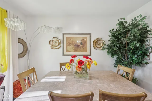 $375,000 | 10101 Caprock Canyon Drive, Indianapolis, IN 46239