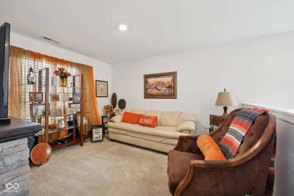 $375,000 | 10101 Caprock Canyon Drive, Indianapolis, IN 46239