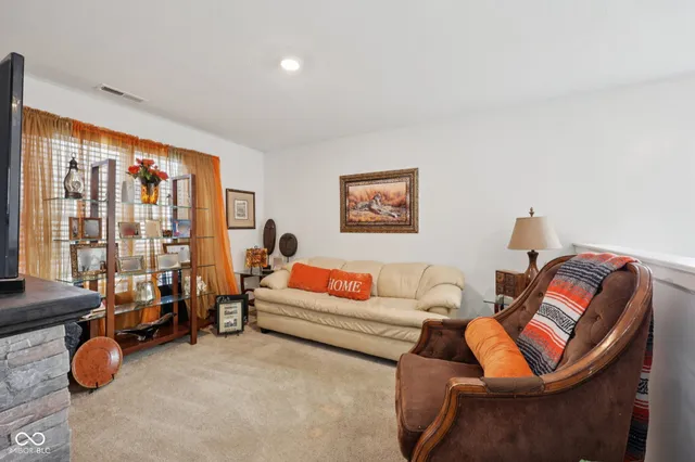 $375,000 | 10101 Caprock Canyon Drive, Indianapolis, IN 46239