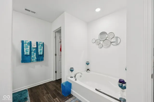 $375,000 | 10101 Caprock Canyon Drive, Indianapolis, IN 46239