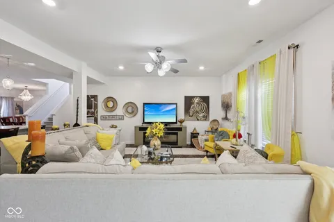 $375,000 | 10101 Caprock Canyon Drive, Indianapolis, IN 46239