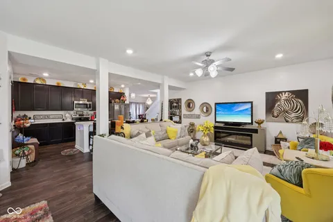 $375,000 | 10101 Caprock Canyon Drive, Indianapolis, IN 46239