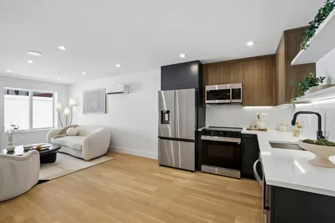 $775,000 | 105 Laidlaw Avenue, Unit FOUR, Jersey City, NJ 07306