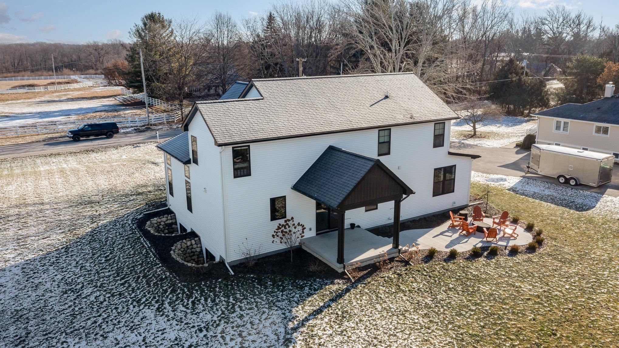 4847 North River Road Freeland, MI 48623 - Photo 7 of 32