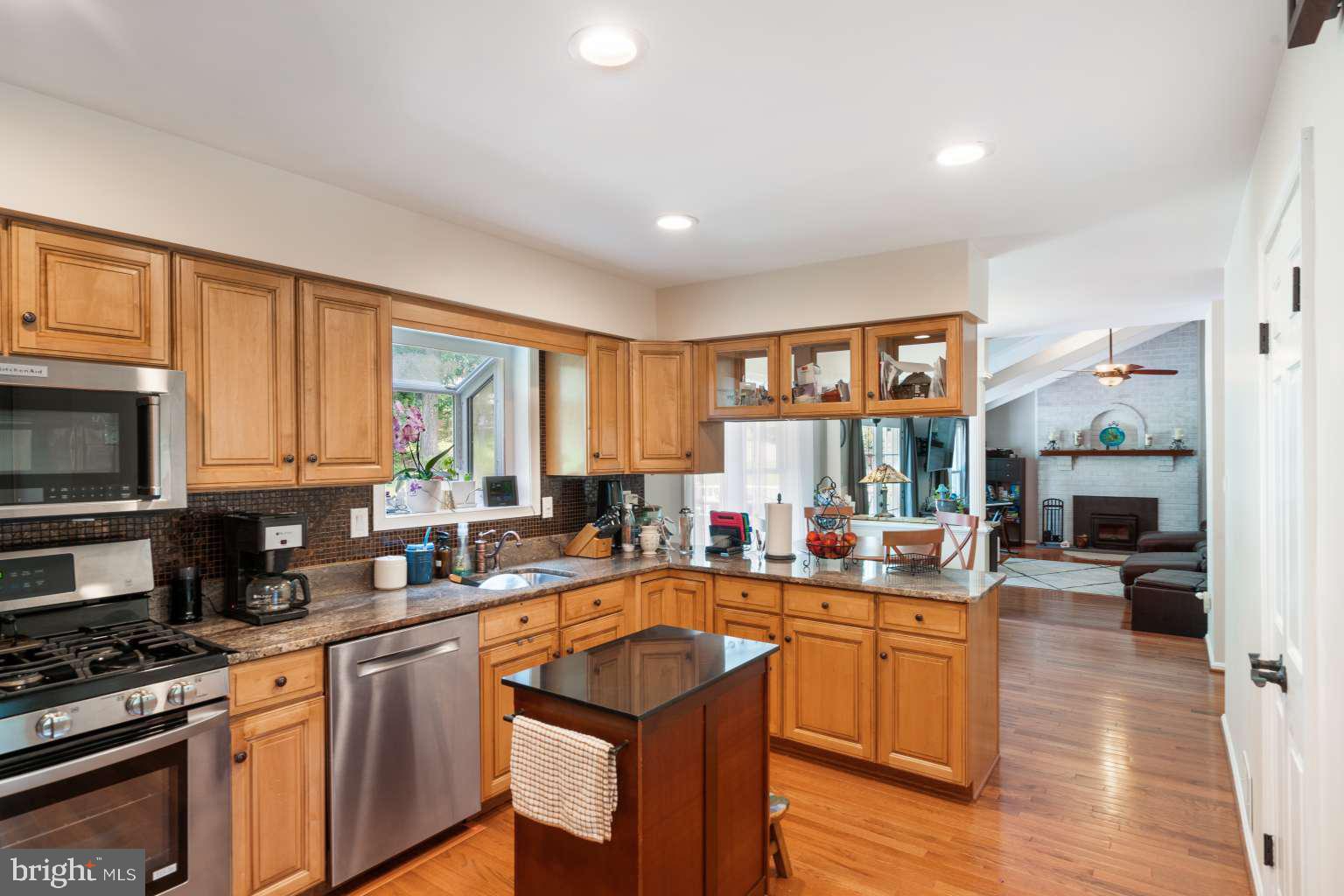7064 Long View Road Columbia, MD 21044 - Photo 17 of 42 Gallery Image 17