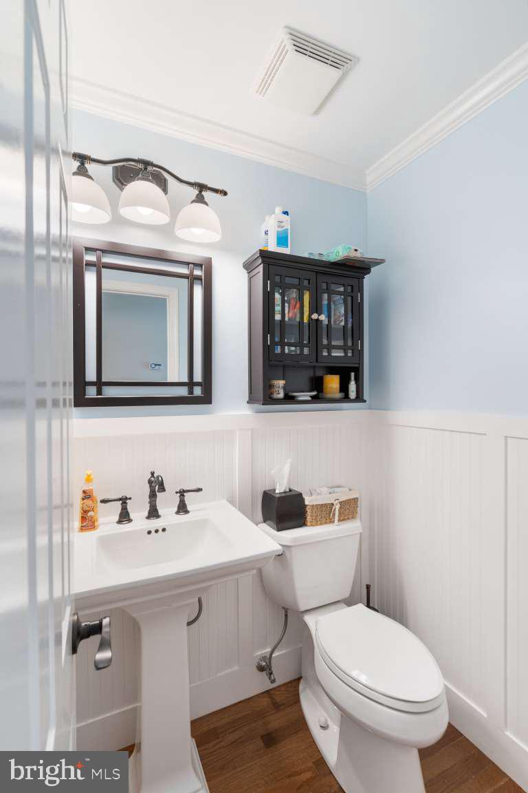 7064 Long View Road Columbia, MD 21044 - Photo 8 of 42 Gallery Image 8