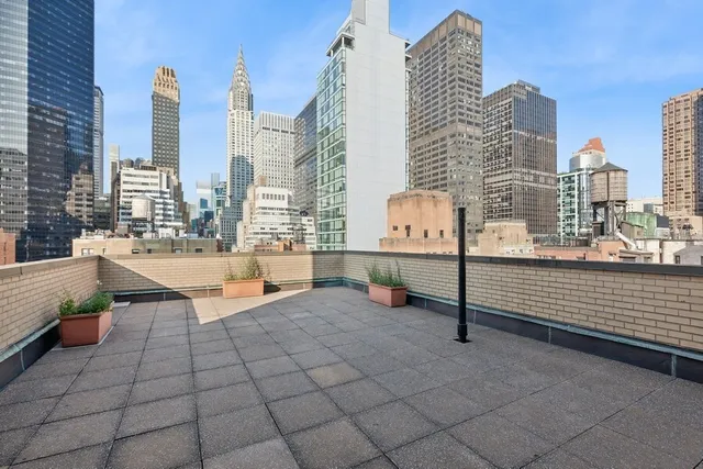 $800,000 | 310 Lexington Avenue, Unit 2D | Murray Hill