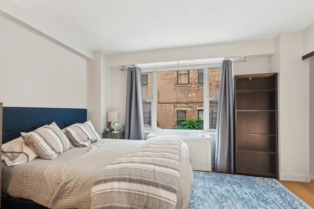 $800,000 | 310 Lexington Avenue, Unit 2D | Murray Hill