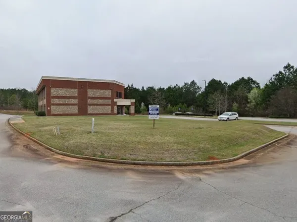 $325,000 | 195 North Park Trail, Stockbridge, GA 30281