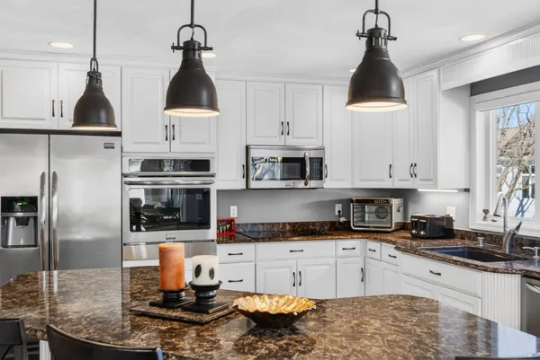 $674,900 | 4124 Wedgewood Drive, Appleton, WI 54913