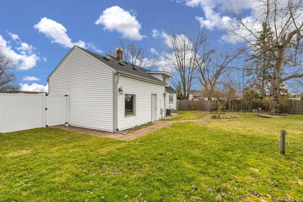 $295,000 | 27340 Telstar Street, Chesterfield, MI 48051