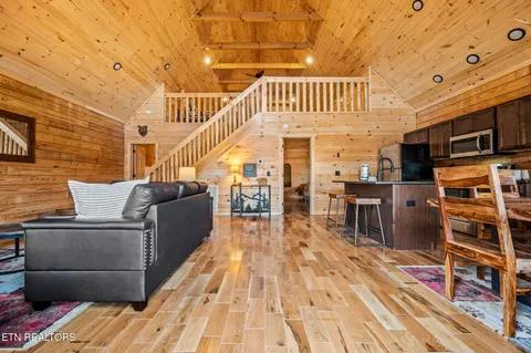 $535,000 | 3618 Parkland Way, Gatlinburg, TN 37738