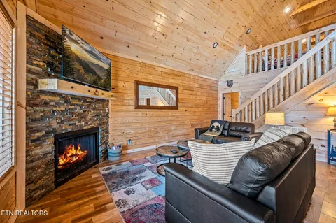 $535,000 | 3618 Parkland Way, Gatlinburg, TN 37738