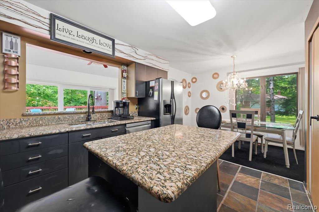 23605 Beech Road Southfield, MI 48033 - Photo 12 of 43