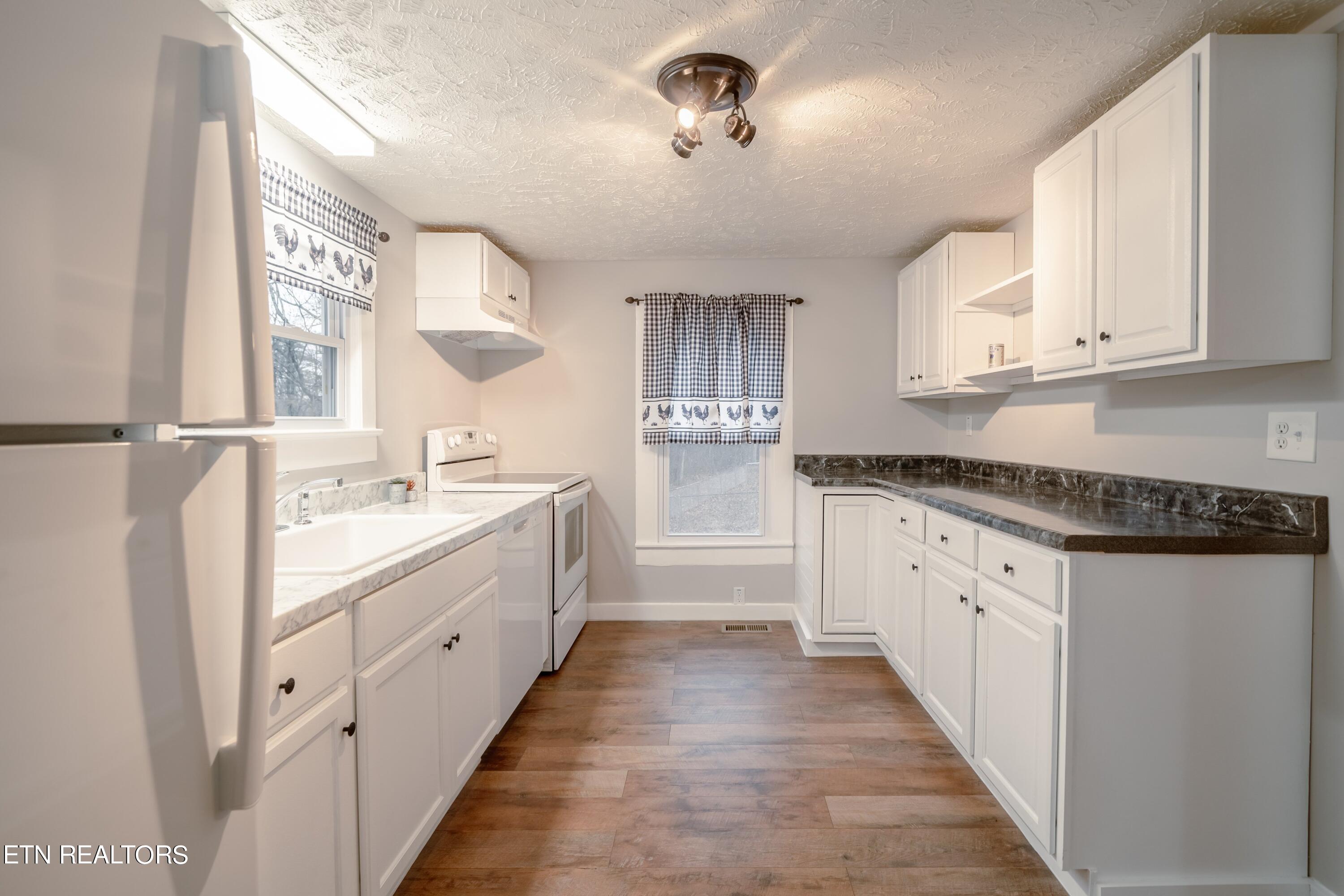 5120 Luttrell Road Knoxville, TN 37918 - Photo 23 of 36 5120-Luttrell-21