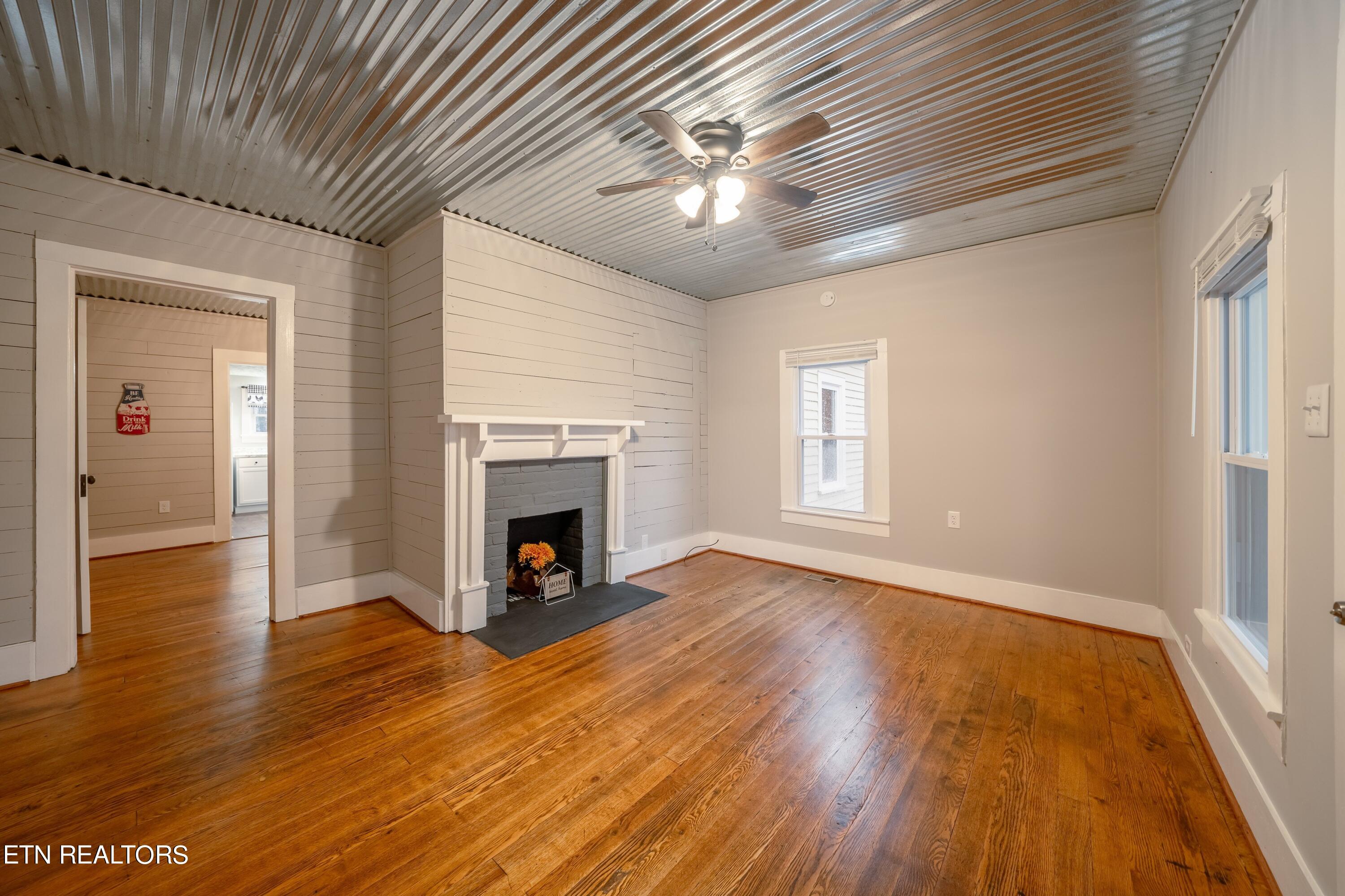 5120 Luttrell Road Knoxville, TN 37918 - Photo 7 of 36 5120-Luttrell-5