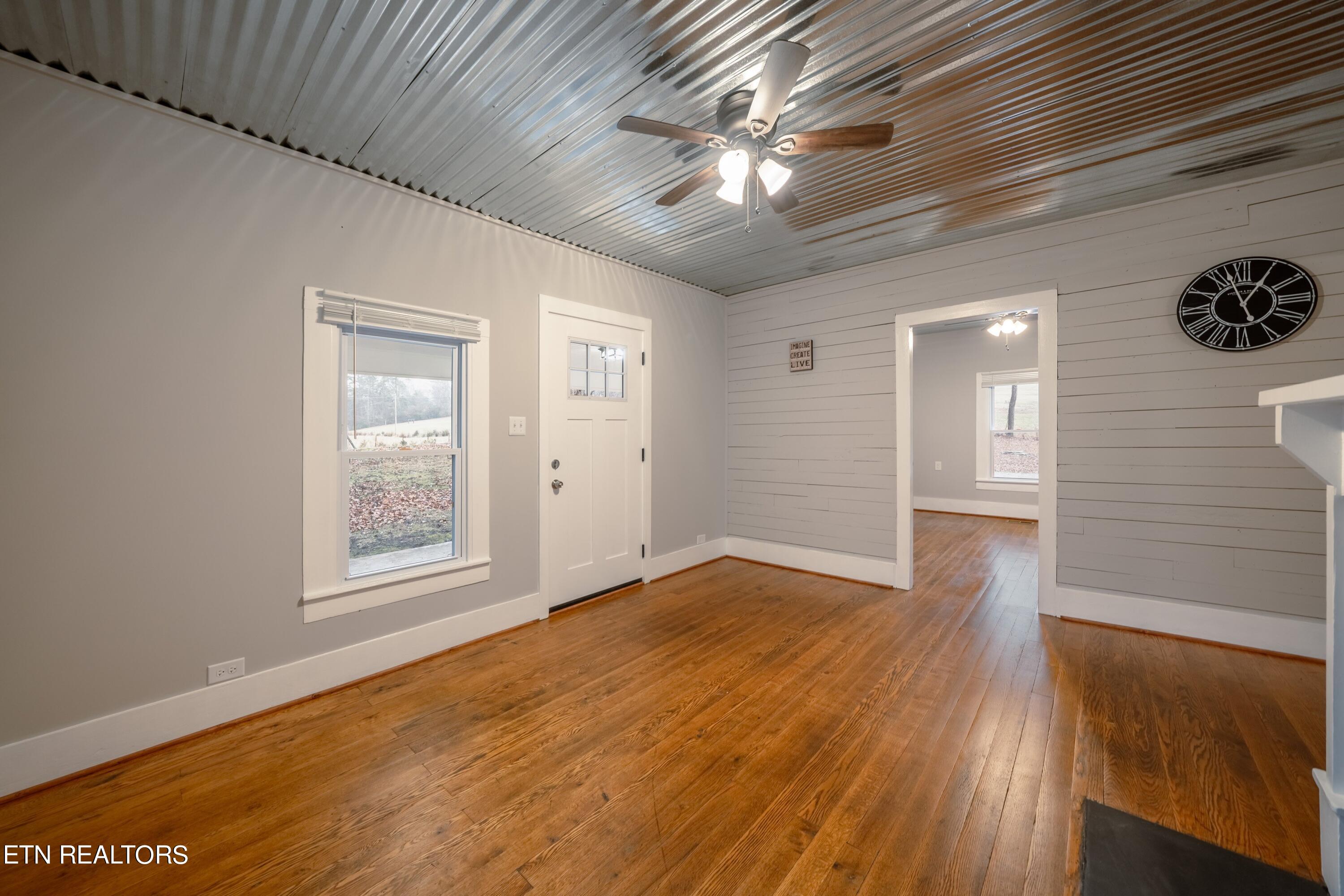 5120 Luttrell Road Knoxville, TN 37918 - Photo 9 of 36 5120-Luttrell-7