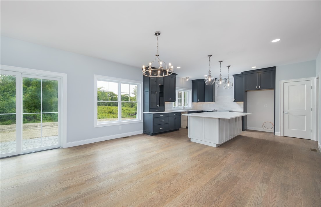 4 Upper Farm Way Johnston, RI 02919 - Photo 10 of 34