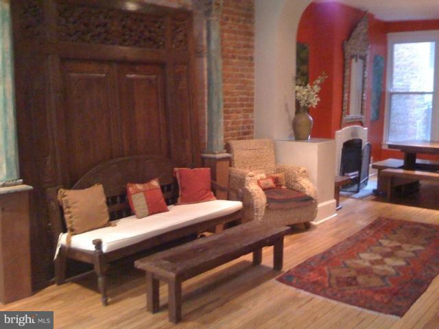 24 R Street Northwest Washington, DC 20001 - Photo 6 of 8 Family Room